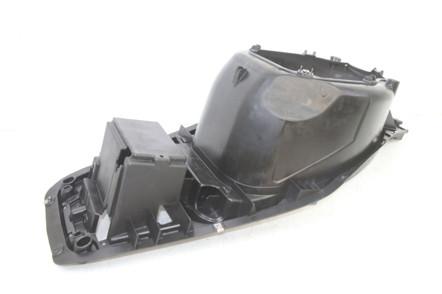 photo de UNDERSEAT STORAGE GILERA RUNNER SP 50 (2006 - 2008) - Product overview