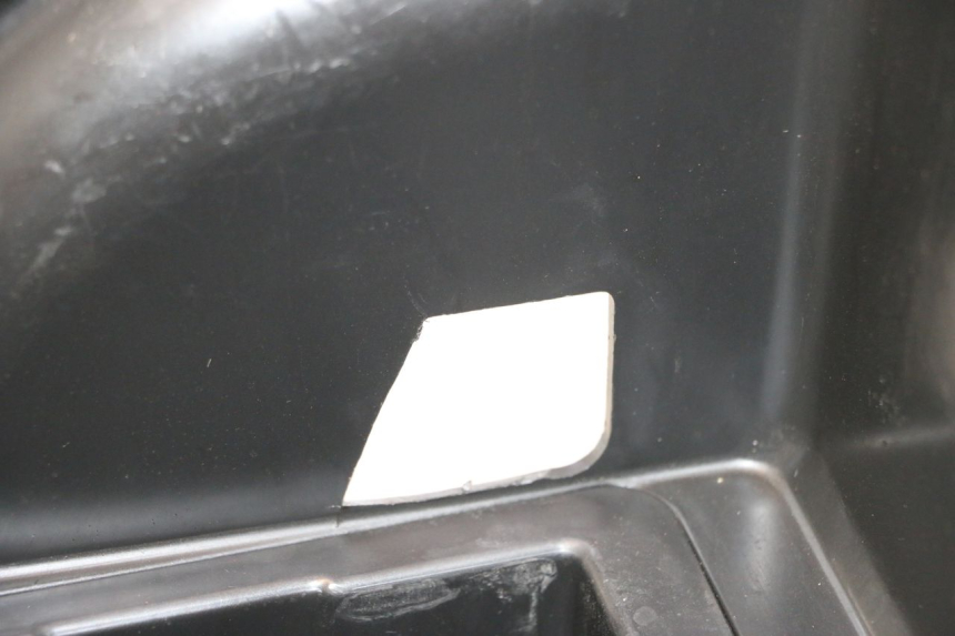 photo de UNDERSEAT STORAGE BAIKU SAKURA 1 (2021 - 2025) - Component detail