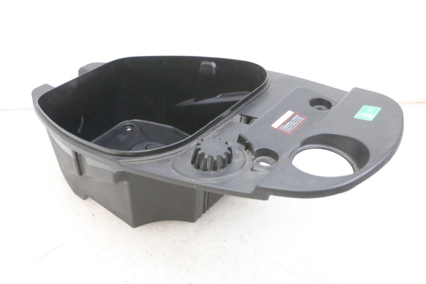 photo de UNDERSEAT STORAGE JM MOTORS SANTANA EVO 50 (2024 - 2026) - Technical close-up