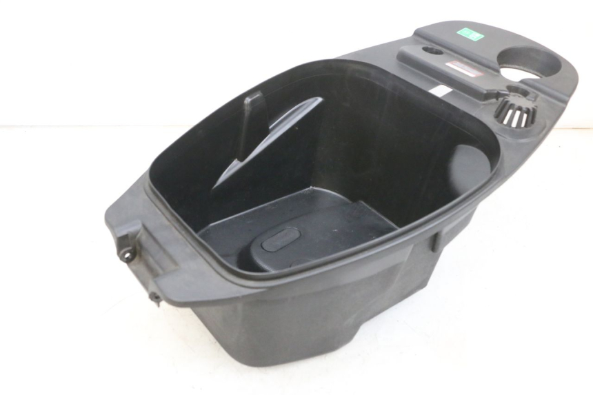 photo de UNDERSEAT STORAGE JM MOTORS SANTANA EVO 50 (2024 - 2026) - Product overview