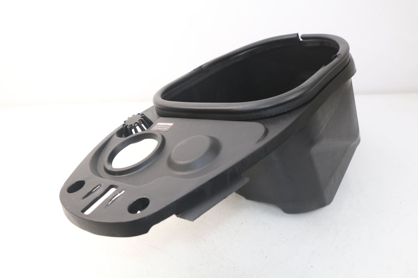 photo de UNDERSEAT STORAGE JM MOTORS SANTANA 50 (2014 - 2023) - Technical close-up