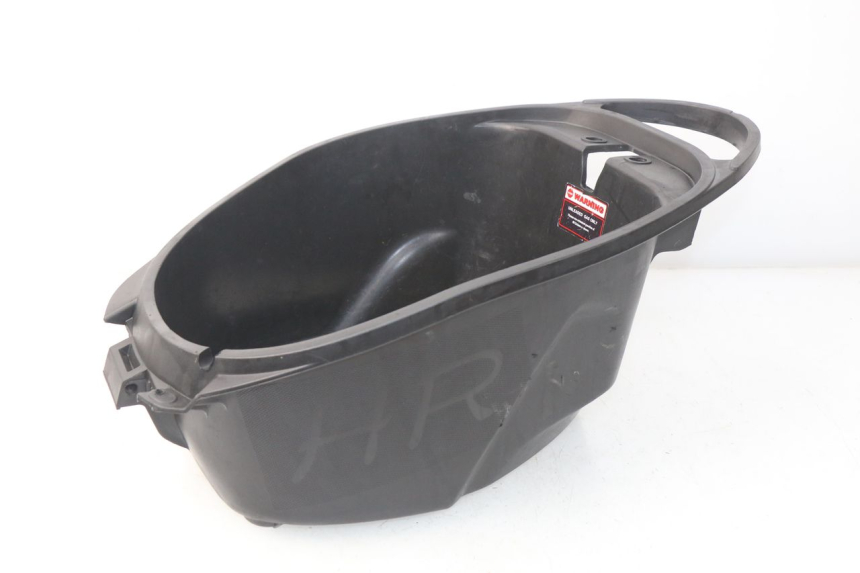 photo de SEAT STORAGE BOX JM MOTORS SC 4T 50 (2012 - 2017) - Alternative perspective