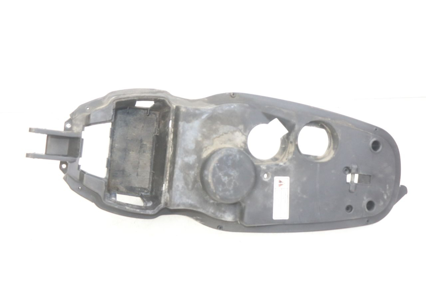 photo de SEAT STORAGE BOX APRILIA SCARABEO 100 (2003 - 2012) - Main view