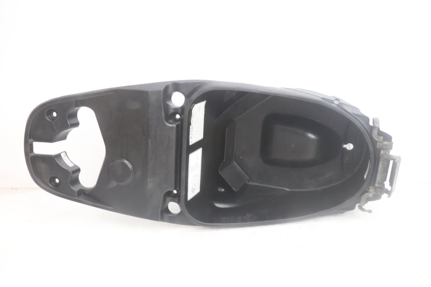 photo de UNDERSEAT STORAGE HONDA SCV LEAD 100 (2003 - 2007) - Main view