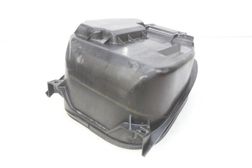 photo de SEAT STORAGE BOX SUZUKI SIXTEEN 125 (2008 - 2010) - Alternative perspective