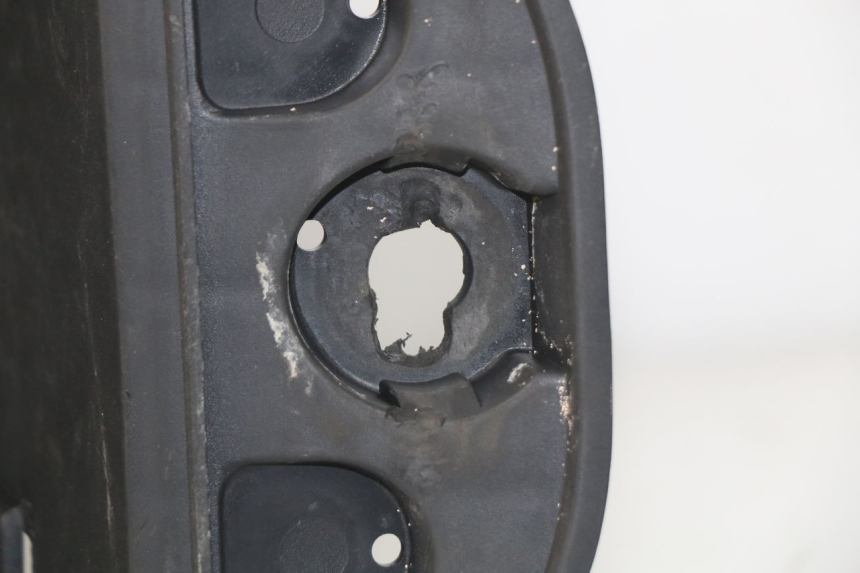 photo de UNDERSEAT STORAGE MBK SKYLINER 125 (2004 - 2007) - Markings and original references