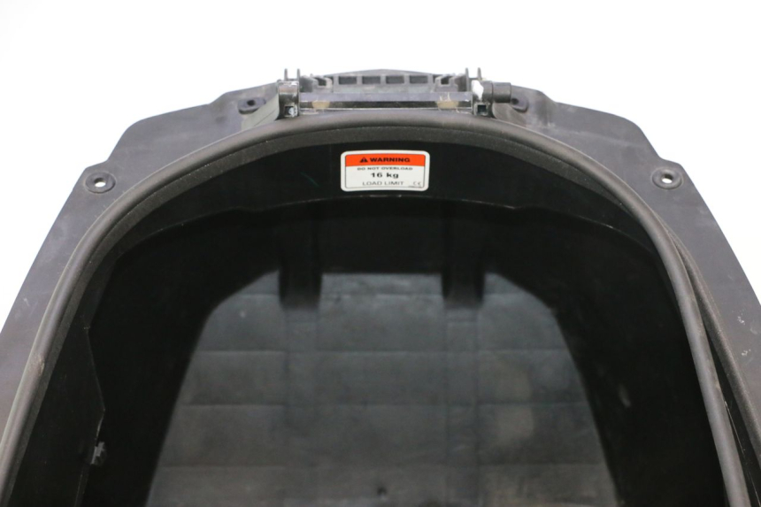photo de UNDERSEAT STORAGE CAN-AM SPYDER RS 1000 (2008 - 2012) - Additional view of the item
