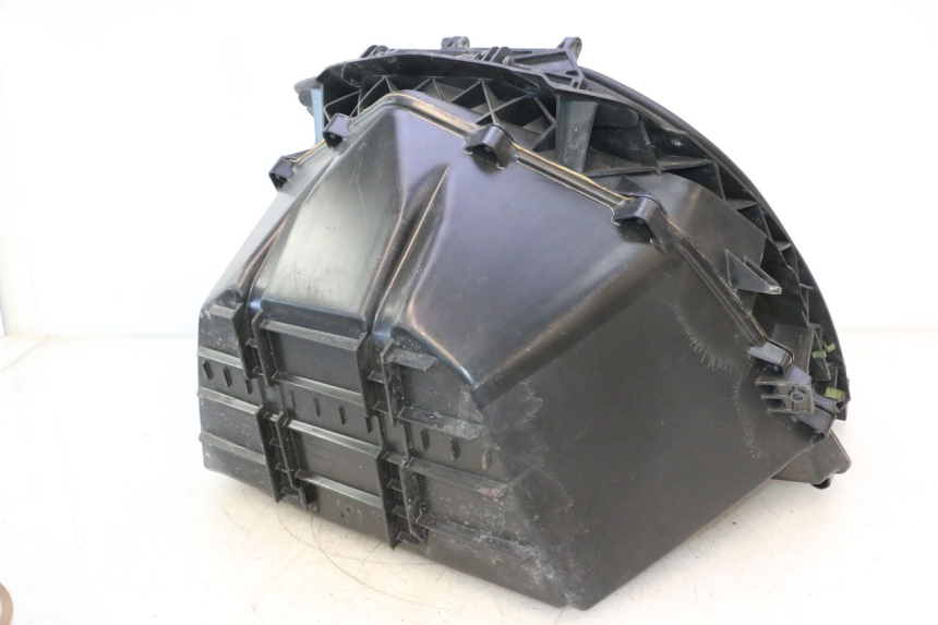 photo de UNDERSEAT STORAGE CAN-AM SPYDER RS 1000 (2008 - 2012) - Fixing points details