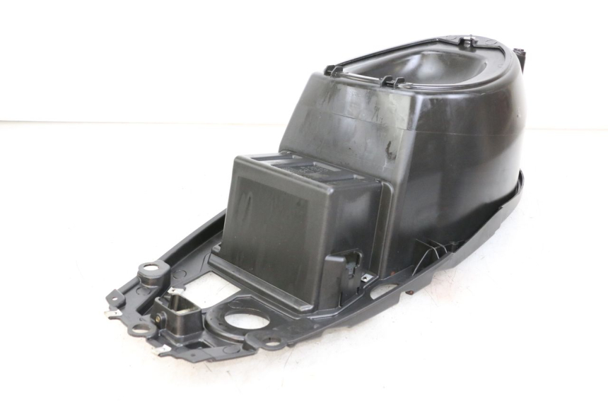 photo de UNDERSEAT STORAGE APRILIA SR MOTARD 50 (2012 - 2018) - Component detail