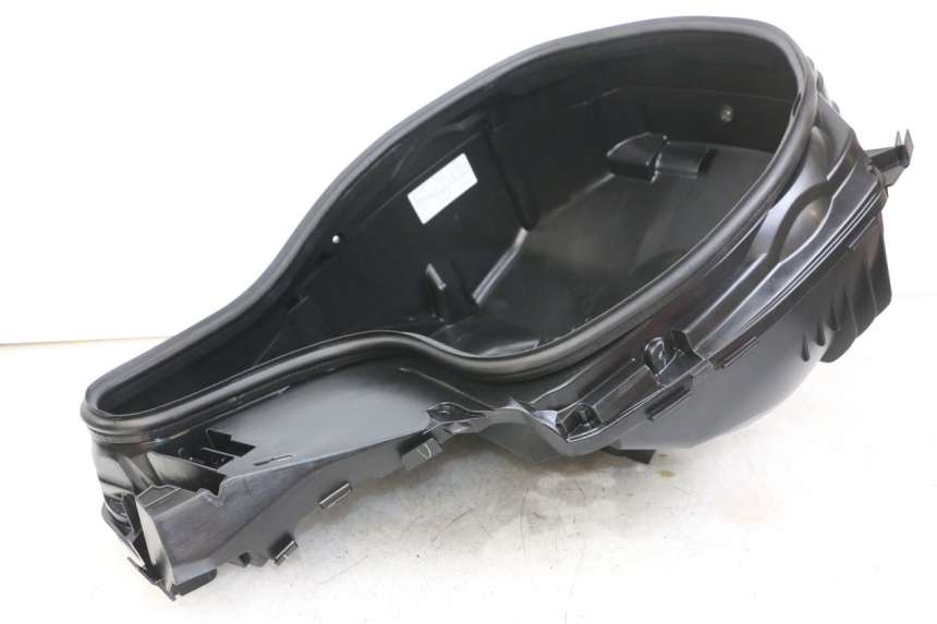 photo de UNDERSEAT STORAGE SUZUKI BURGMAN 125 (2018 - 2021) - Component detail