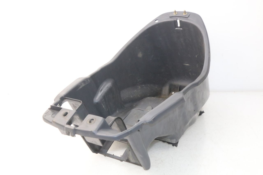 photo de UNDERSEAT STORAGE PEUGEOT SV 50 (1992 - 2004) - Surface and material condition