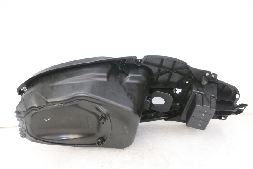 photo de UNDERSEAT STORAGE APRILIA SXR 50 (2021 - 2023) - Markings and original references