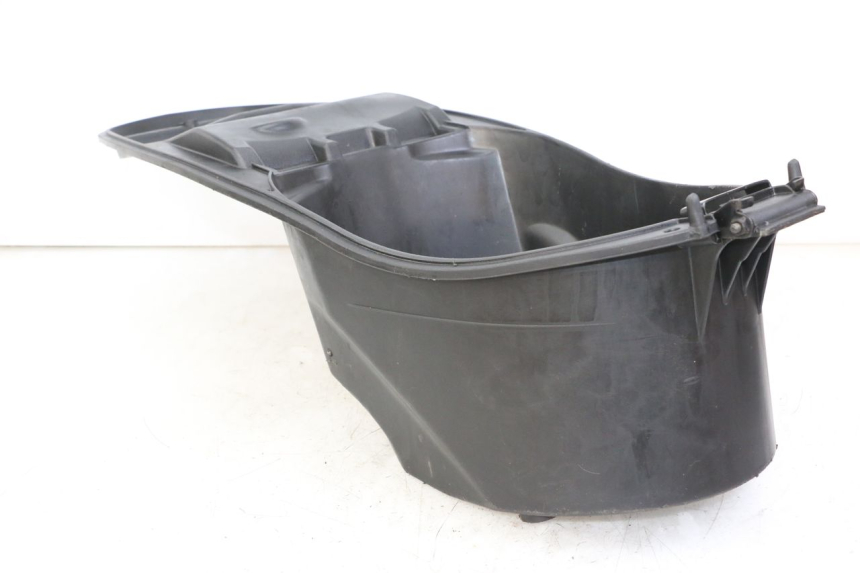 photo de SEAT STORAGE BOX SYM JET 14 4T 50 (2018 - 2022) - Alternative perspective