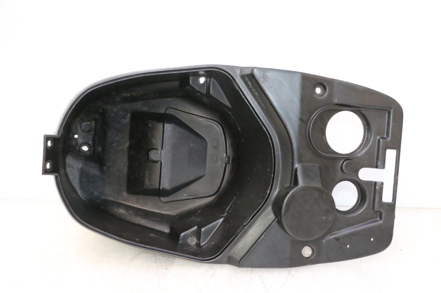 photo de UNDERSEAT STORAGE PEUGEOT TREKKER 50 (1995 - 2004) - Main view