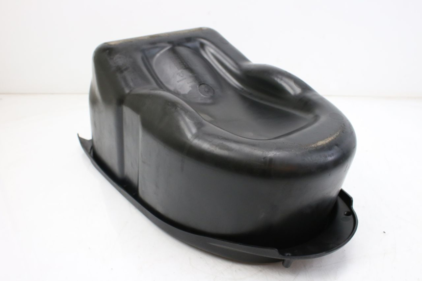 photo de UNDERSEAT STORAGE PIAGGIO VESPA GTS IGET ABS 125 (2017 - 2023) - Zoom on usage condition