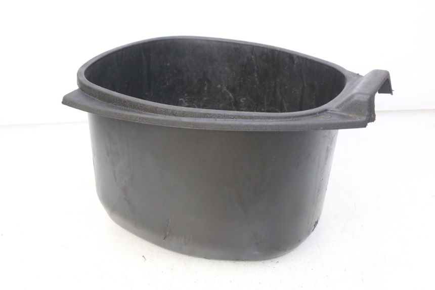 photo de SEAT STORAGE BOX PIAGGIO VESPA LX 2T 50 (2005 - 2013) - Technical close-up