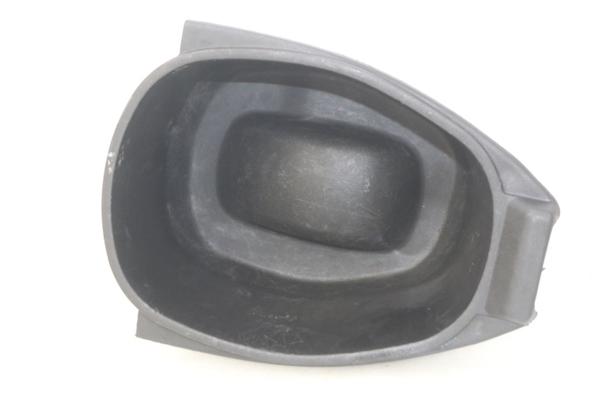 photo de SEAT STORAGE BOX PIAGGIO VESPA LX 2T 50 (2005 - 2013) - Zoom on usage condition