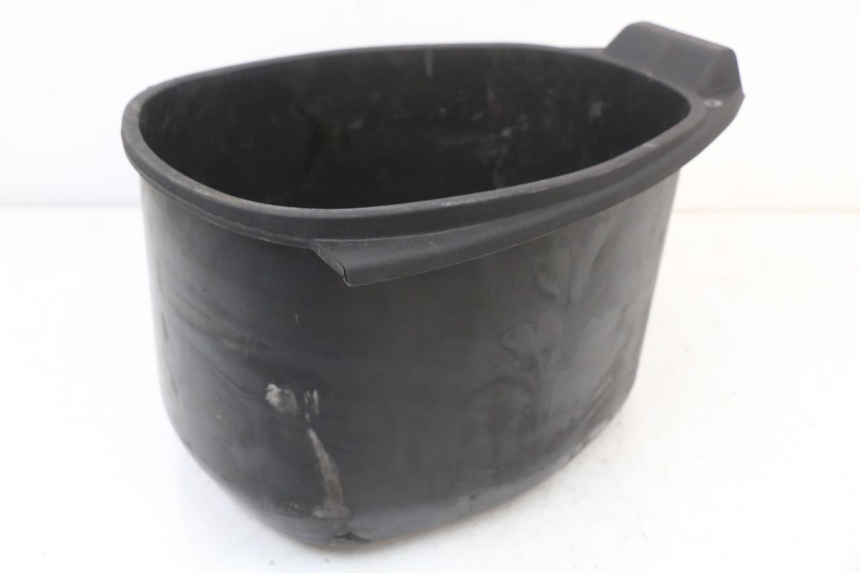 photo de SEAT STORAGE BOX PIAGGIO VESPA S 2T 50 (2007 - 2014) - Zoom on usage condition