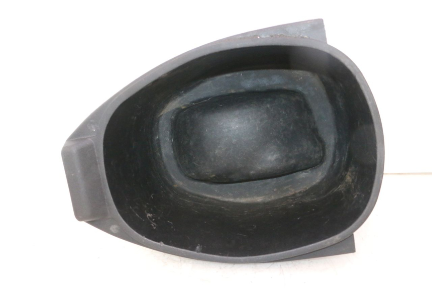 photo de SEAT STORAGE BOX PIAGGIO VESPA S 2T 50 (2007 - 2014) - Component detail