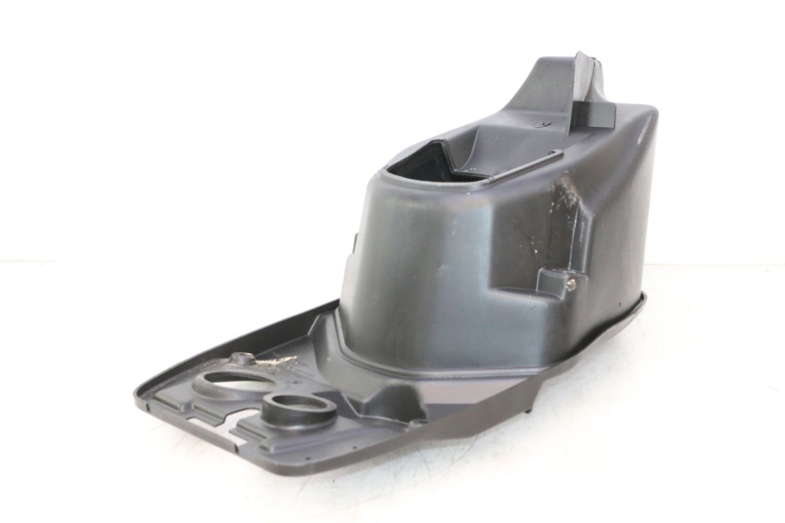photo de UNDERSEAT STORAGE PEUGEOT VIVACITY 50 (1998 - 2003) - Zoom on usage condition