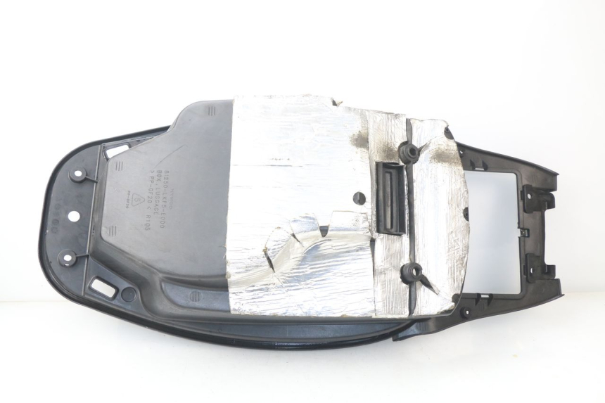 photo de UNDERSEAT STORAGE KYMCO X-CITING XCITING 400 (2014 - 2018) - Zoom on usage condition