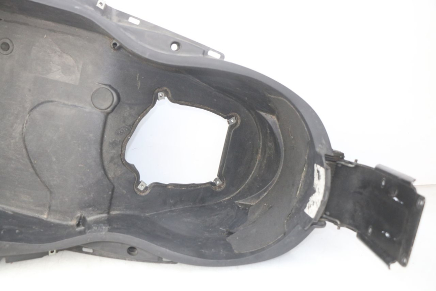 photo de SEAT STORAGE BOX YAMAHA X-MAX XMAX 125 (2010 - 2013) - Markings and original references