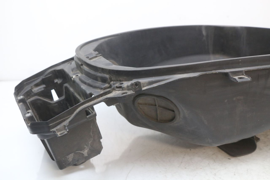 photo de SEAT STORAGE BOX PIAGGIO X10 125 (2012 - 2017) - Product overview