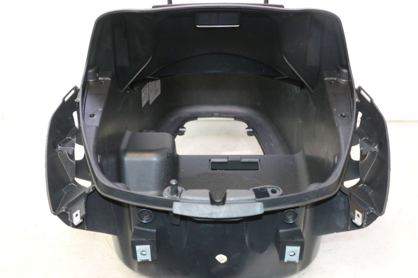 photo de UNDERSEAT STORAGE PIAGGIO X8 STREET 125 (2006 - 2007) - Checked used part