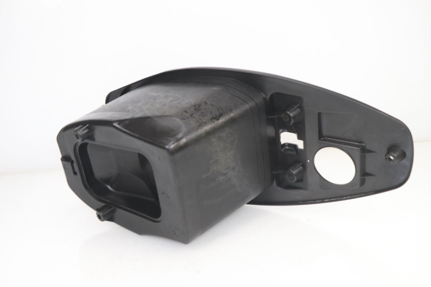 photo de UNDERSEAT STORAGE RAZZO XENON 4T 50 (2008 - 2012) - Zoom on usage condition