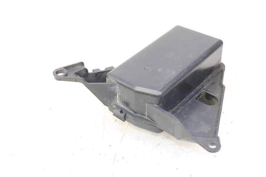 photo de UNDERSEAT STORAGE YAMAHA XV VIRAGO 750 (1984 - 1998) - Zoom on usage condition