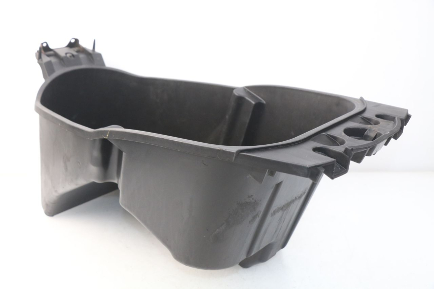 photo de SEAT TRUNK YAMAHA YP MAJESTY 125 (2007 - 2010) - Technical close-up