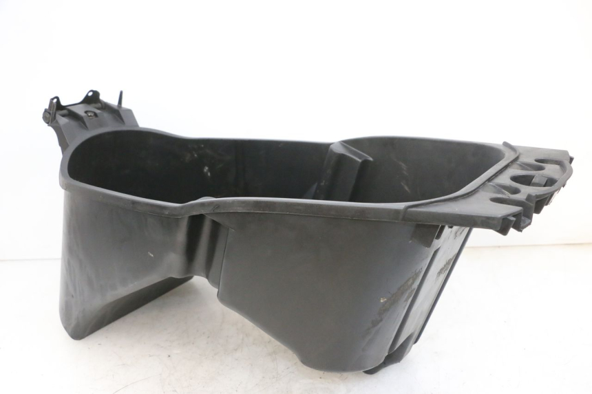 photo de UNDERSEAT STORAGE YAMAHA YP MAJESTY 125 (2002 - 2006) - Checked used part