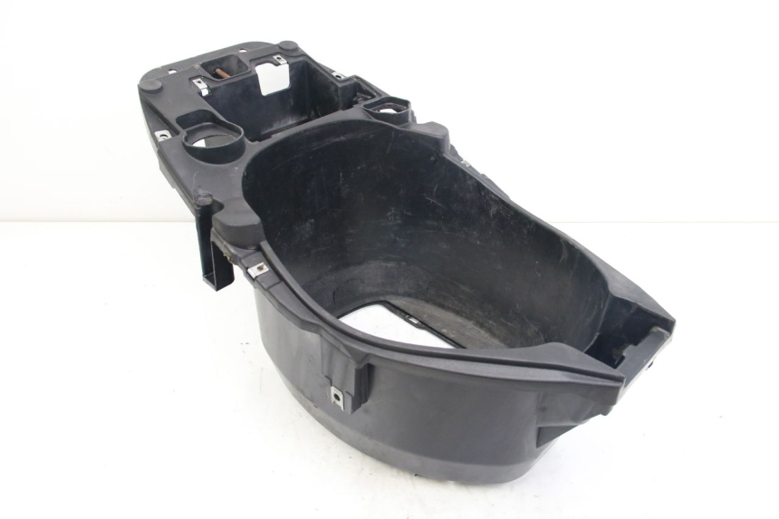 photo de SEAT STORAGE BOX PIAGGIO ZIP 2T 50 (2009 - 2019) - Component detail