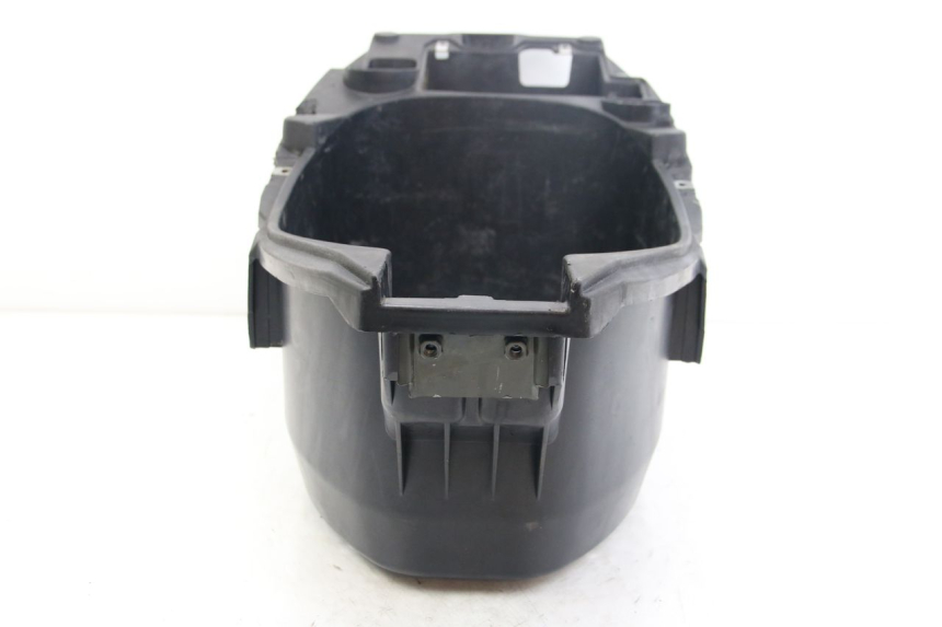 photo de SEAT STORAGE BOX PIAGGIO ZIP 2T 50 (2009 - 2019) - Markings and original references
