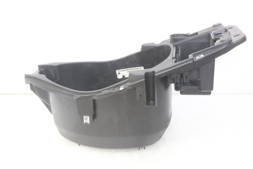photo de SEAT STORAGE BOX PIAGGIO ZIP 4T 50 (2018 - 2020) - Alternative perspective