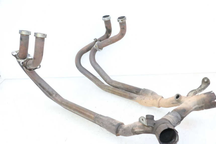 photo de EXHAUST PIPE HONDA ST PAN EUROPEAN 1300 (2002 - 2013) - Fixing points details