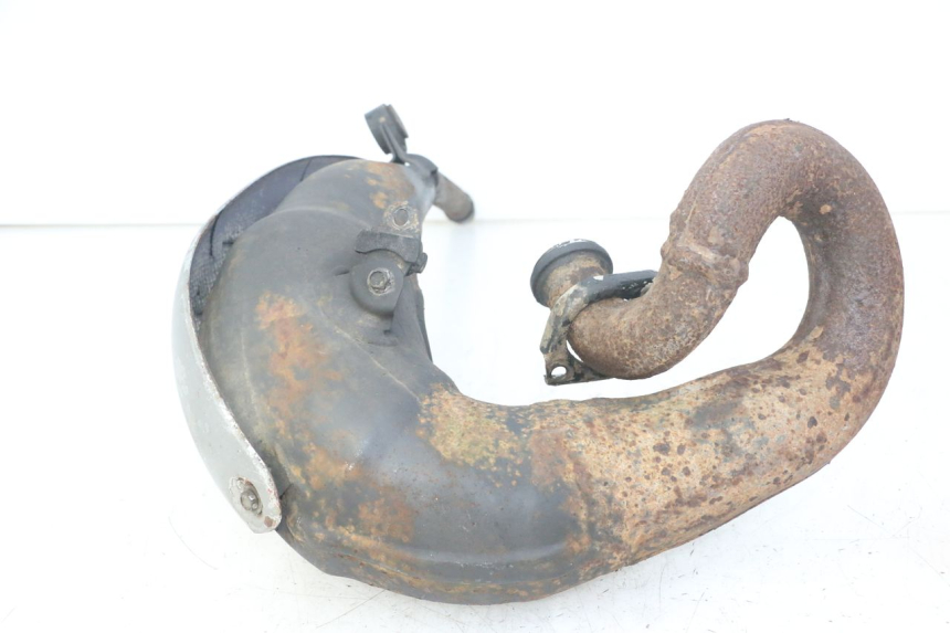 photo de EXHAUST PIPE YAMAHA TDR DELTABOX 125 (1997 - 2003) - Focus on structure