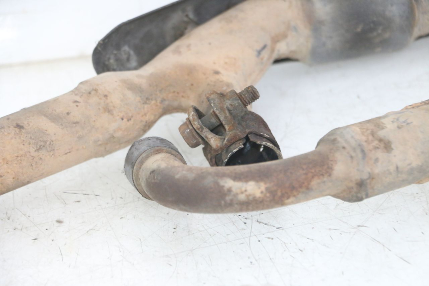 photo de EXHAUST PIPE HONDA XLV VARADERO 125 (2000 - 2006) - Alternative angle