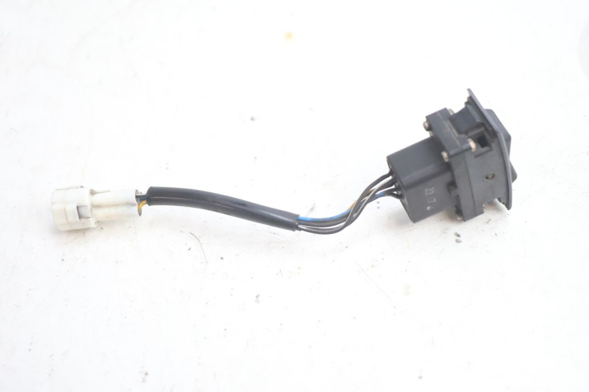photo de SWITCH SUZUKI BURGMAN EXECUTIVE ABS 650 (2006 - 2012) - Alternative perspective
