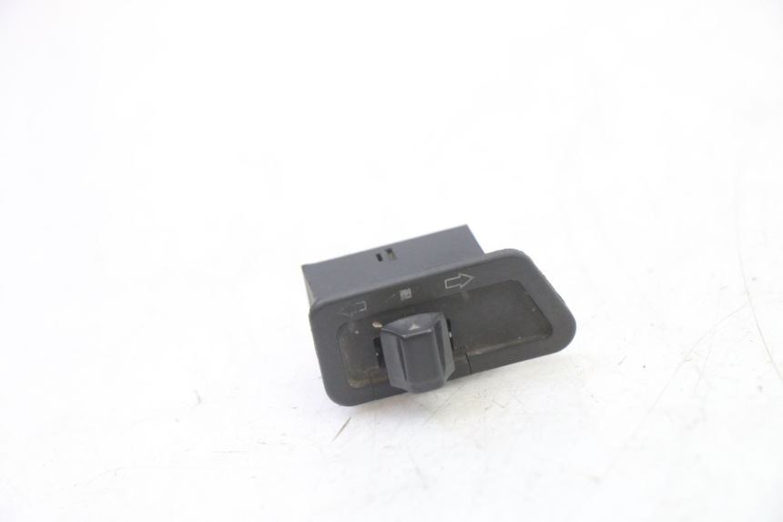 photo de TURN SIGNAL SWITCH TNT MOTOR BOSTON 4T 50 (2018 - 2025) - Component detail