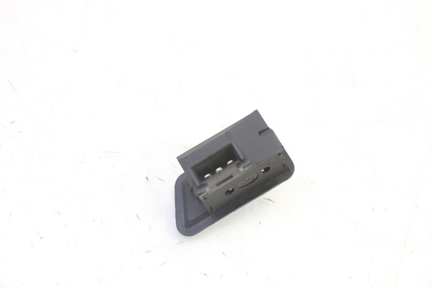 photo de TURN SIGNAL SWITCH TNT MOTOR BOSTON 4T 50 (2018 - 2025) - Technical close-up