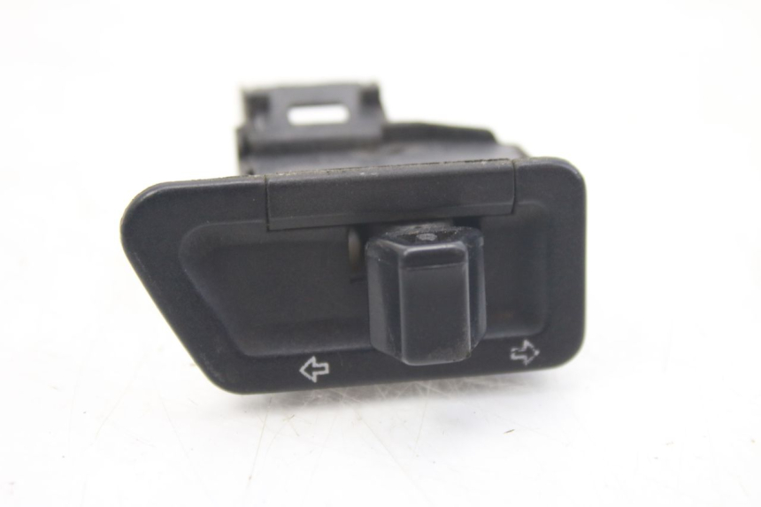 photo de TURN SIGNAL SWITCH SYM CITYCOM CITY COM 125 (2009 - 2014) - Component detail