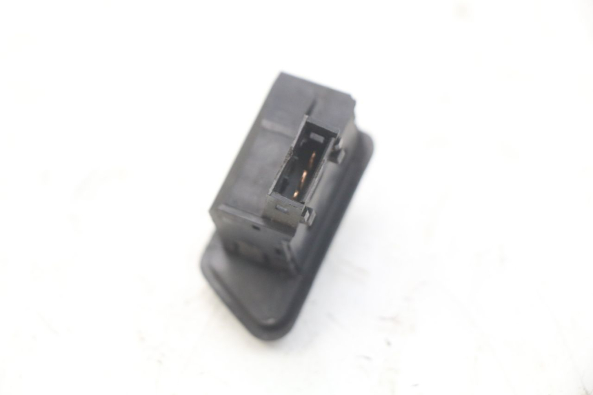 photo de TURN SIGNAL SWITCH HONDA FES PANTHEON 2T 125 (1998 - 2002) - Component detail