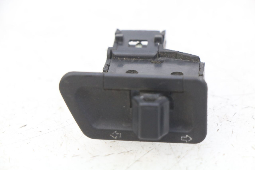 photo de TURN SIGNAL SWITCH SYM FIDDLE 2 50 (2008 - 2013) - Main view