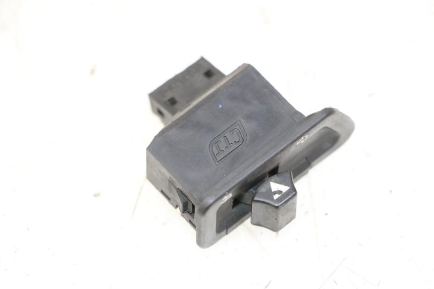 photo de TURN SIGNAL SWITCH SYM FIDDLE 2 50 (2008 - 2013) - Component detail