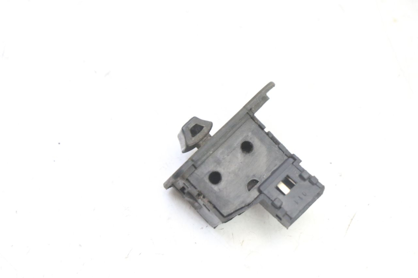 photo de TURN SIGNAL SWITCH SYM FIDDLE 3 III 125 (2014 - 2020) - Alternative perspective