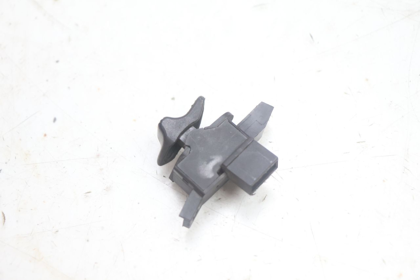 photo de TURN SIGNAL SWITCH PIAGGIO LIBERTY 50 (1998 - 2003) - Zoom on usage condition