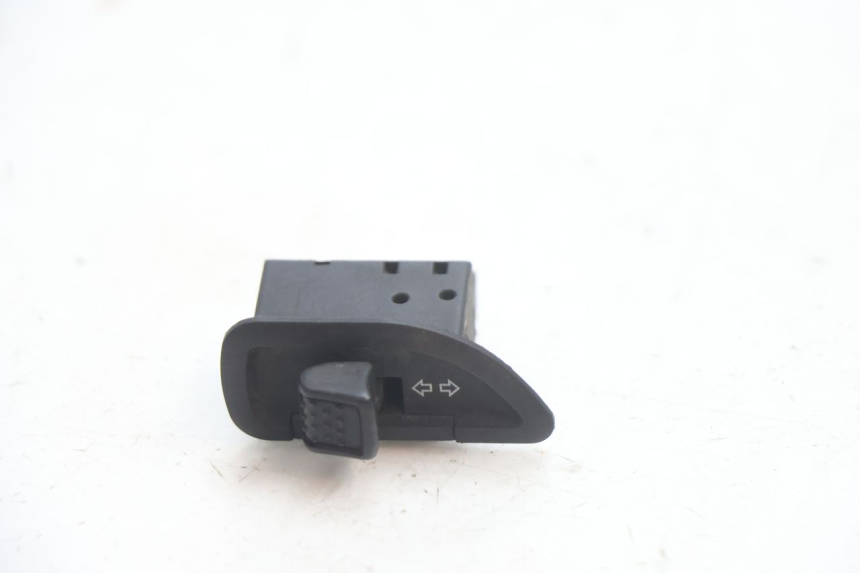 photo de TURN SIGNAL SWITCH PIAGGIO MP3 LT 400 (2007 - 2012) - Main view