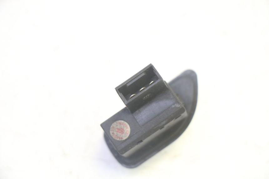 photo de TURN SIGNAL SWITCH PIAGGIO MP3 125 (2006 - 2014) - Alternative perspective