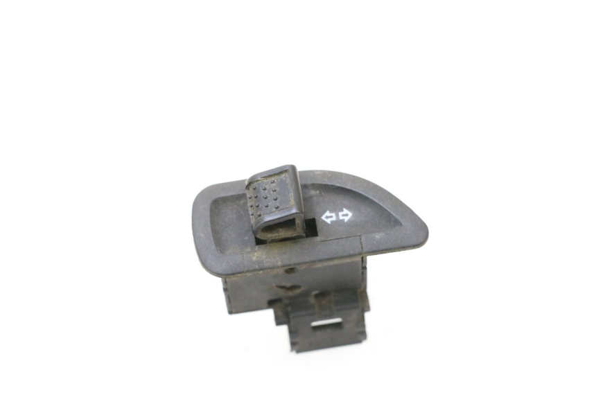 photo de TURN SIGNAL SWITCH PIAGGIO MP3 125 (2006 - 2014) - Main view